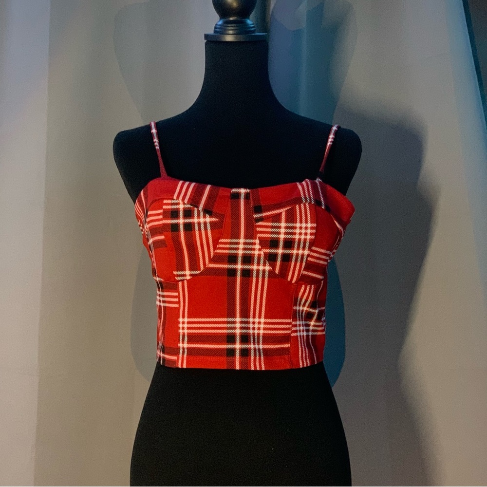 No Boundaries Red plaid tank cropped top without pants
